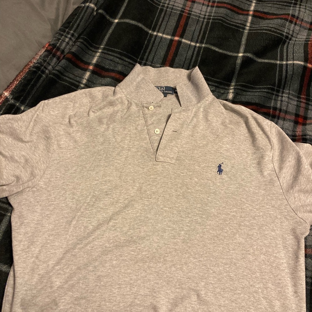 Polo shirt well taken care of no flaws